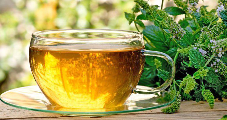 دمنوش بادرنجبویه